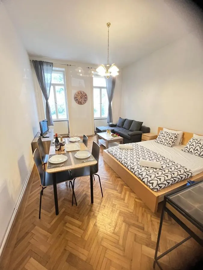 Apartment Plener Paradise Vienna Austria